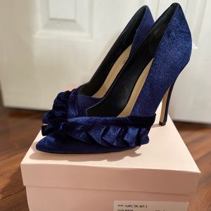 JustFab Tori Pumps Navy Velvet Size 8